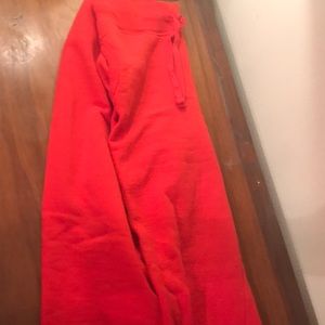 Miranda sings “haters back off” sweatpants